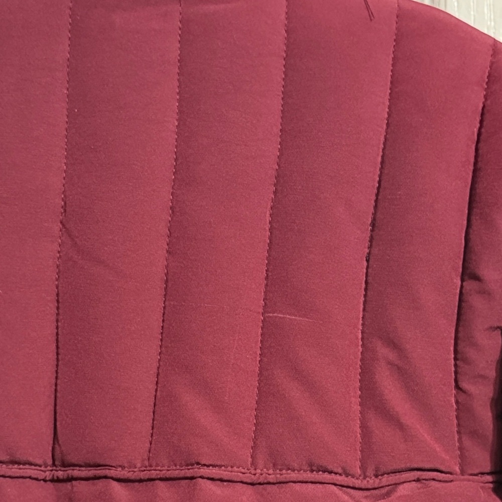 💖 VIP Collection Maroon Puffer Jacket‎ w/Removable Fur Collar - Picture 4 of 7
